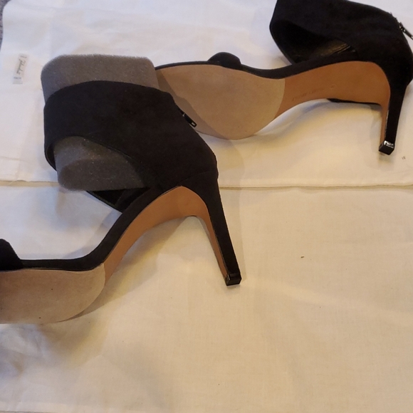 Audrey Brooks Black Suede Heels NWOB - Picture 5 of 7